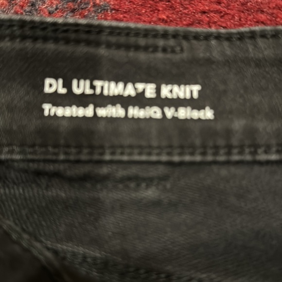 2 pairs of men’s DL 1961 jeans. Size 29x34. Worn a few times. - Picture 3 of 7